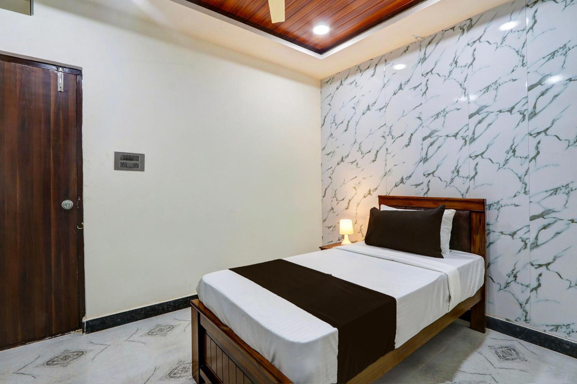 Super Collection O Gachibowli Phase 2 Near Isb Hotel Luaran gambar